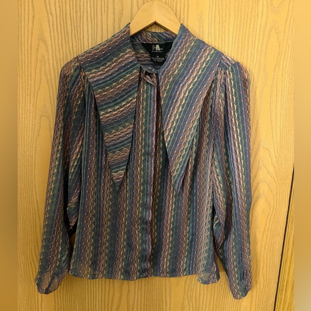 HAPPY LEGS INC. Retro Tie-Neck Geometric Multicolor Long Sleeve Blouse Size 6 - Picture 1 of 10